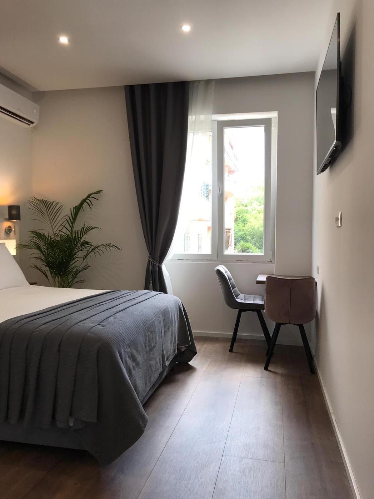 Antares Luxury Rooms 2 สปลิท ภายนอก รูปภาพ